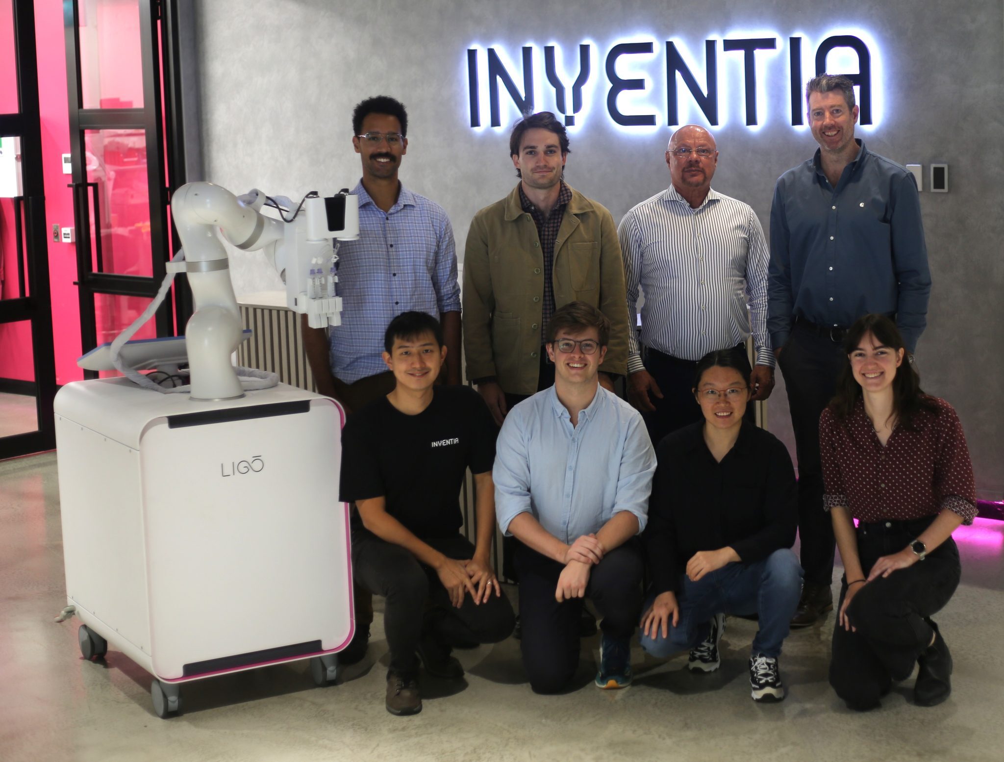 Ligo-Team-Photo-2048x1554